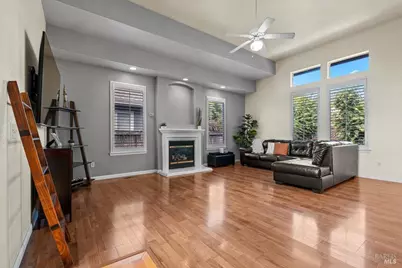 4717 Starbuck Avenue, Santa Rosa, CA 95409 - Photo 7