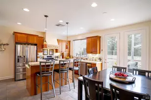 6020 Claret Ct, Vallejo, CA 94591 - Photo 7