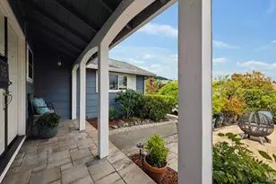 385 San Carlos Way, Novato, CA 94945 - Photo 9
