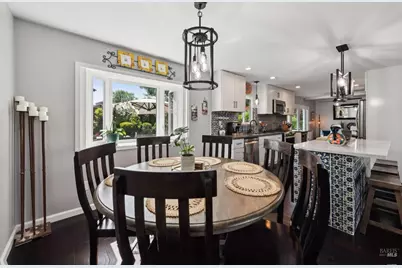 385 San Carlos Way, Novato, CA 94945 - Photo 31