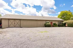 1084 Red Tail Rd, Healdsburg, CA 95448 - Photo 43