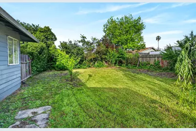3458 Mayette Avenue, Santa Rosa, CA 95405 - Photo 31