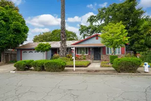 417 W 8th St, Santa Rosa, CA 95401 - Photo 3
