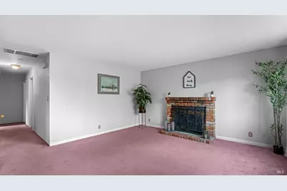 417 W 8th Street, Santa Rosa, CA 95401 - Photo 5