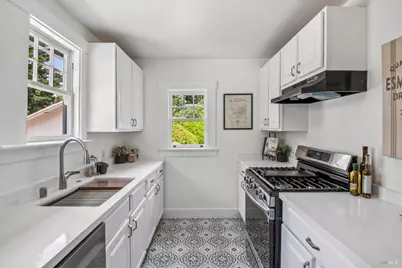 210 Greenfield Avenue, San Anselmo, CA 94901 - Photo 15
