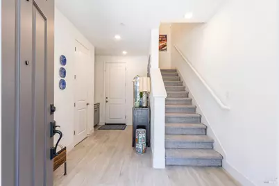 339 Pear Tree Terrace #E, Napa, CA 94558 - Photo 3