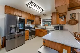 1618 Daphne Dr, Willits, CA 95490 - Photo 5