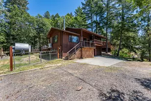 1618 Daphne Dr, Willits, CA 95490 - Photo 17