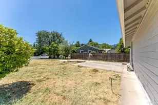 402 Grove Ave, Ukiah, CA 95482 - Photo 15