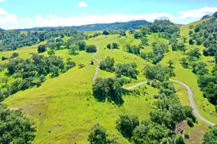 5520 W Soda Rock Ln, Healdsburg, CA 95448 - Photo 11