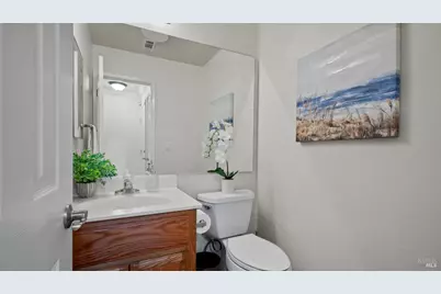 106 Roseburg Way, Fairfield, CA 94534 - Photo 21