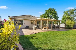 937 Pinehurst Ct, Vacaville, CA 95688 - Photo 35