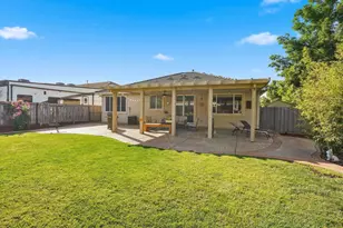 937 Pinehurst Ct, Vacaville, CA 95688 - Photo 37