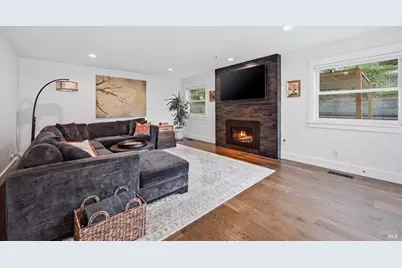 512 McNear Avenue, Petaluma, CA 94952 - Photo 43