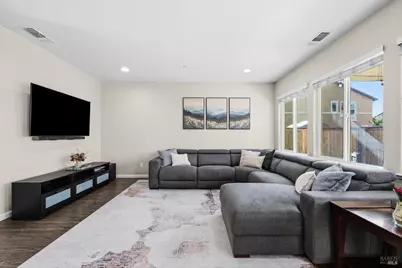 210 Heritage Lane, Dixon, CA 95620 - Photo 3