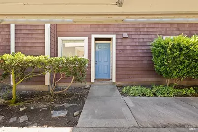 2426 Lakeview Drive, Santa Rosa, CA 95405 - Photo 1