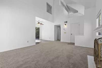 2426 Lakeview Drive, Santa Rosa, CA 95405 - Photo 5