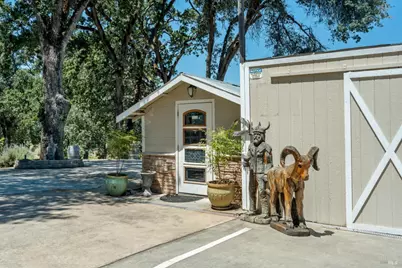 5615 Highland Springs Road, Lakeport, CA 95453 - Photo 11