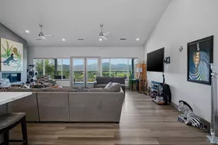 20069 Honey Hill Dr, Hidden Valley Lake, CA 95467 - Photo 9