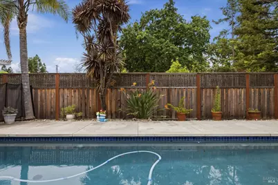 2273 White Chapel Court, Santa Rosa, CA 95401 - Photo 13