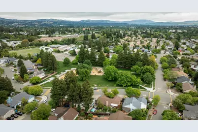 2273 White Chapel Court, Santa Rosa, CA 95401 - Photo 49