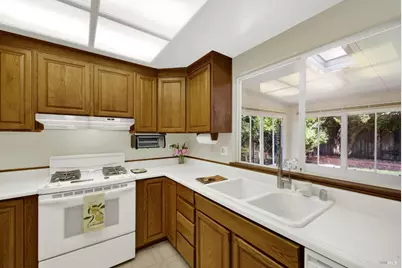 1067 Woodridge Drive, Vacaville, CA 95687 - Photo 25