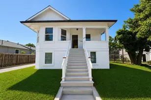 587 Seymour St, Napa, CA 94559 - Photo 1