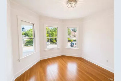 587 Seymour Street, Napa, CA 94559 - Photo 5