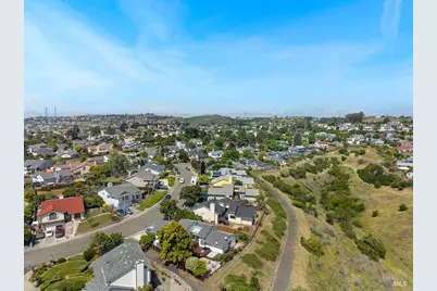 316 Sea Mist Drive, Vallejo, CA 94591 - Photo 35