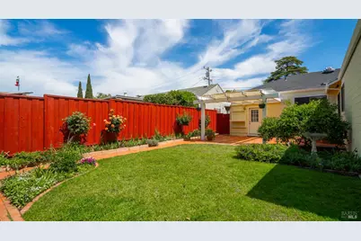 21451 Rizzo Avenue, Castro Valley, CA 94546 - Photo 27