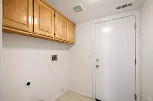 2832 Calle De Cordoba, Fairfield, CA 94534 - Photo 55