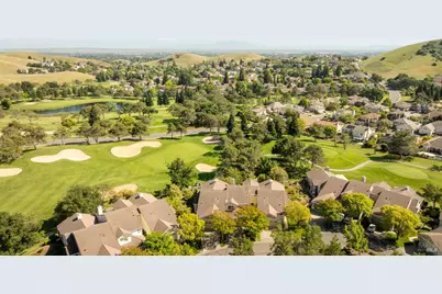 2832 Calle De Cordoba, Fairfield, CA 94534 - Photo 67
