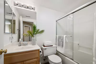 2832 Calle De Cordoba, Fairfield, CA 94534 - Photo 53