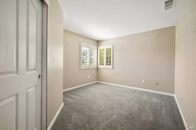 2832 Calle De Cordoba, Fairfield, CA 94534 - Photo 51