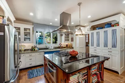 2389 Chad Court, Napa, CA 94558 - Photo 9