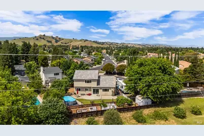 651 Shannon Court, Vacaville, CA 95688 - Photo 63