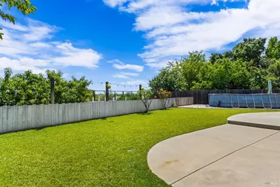 651 Shannon Court, Vacaville, CA 95688 - Photo 57