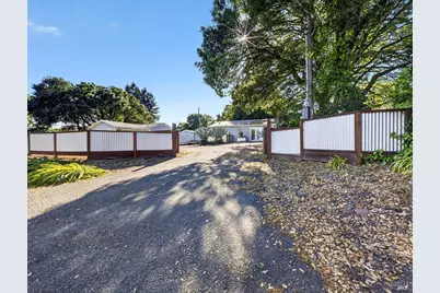 8813 Petaluma Hill Road, Penngrove, CA 94951 - Photo 11