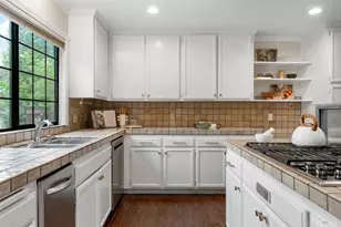19450 Franquelin Pl, Sonoma, CA 95476 - Photo 7