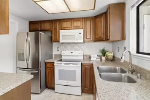 307 Scotia Ln, Novato, CA 94947 - Photo 11