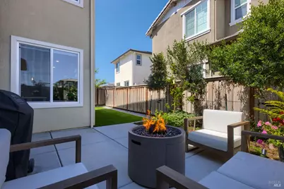 2471 Lake Club Drive, Fairfield, CA 94533 - Photo 57