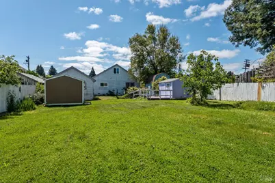 132 E Valley Street, Willits, CA 95490 - Photo 3