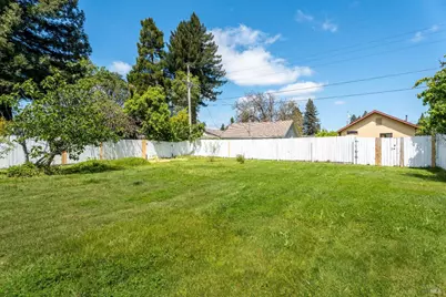 132 E Valley Street, Willits, CA 95490 - Photo 5