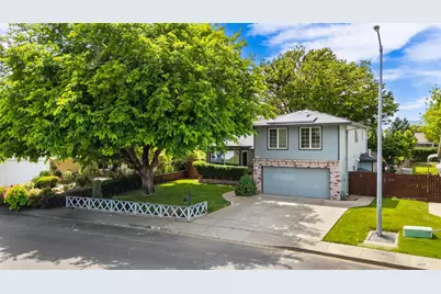 336 Royal Oaks Drive, Vacaville, CA 95687 - Photo 3