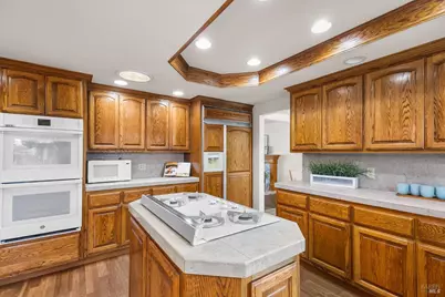 336 Royal Oaks Drive, Vacaville, CA 95687 - Photo 17