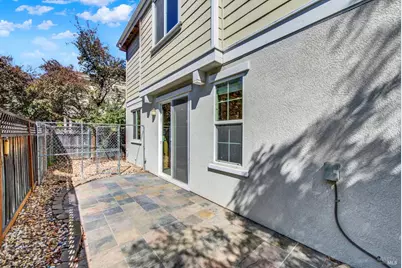 101 Summerfield Drive, Vacaville, CA 95687 - Photo 37