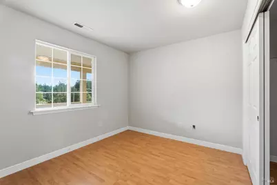 25815 Hawk Drive, Willits, CA 95490 - Photo 17