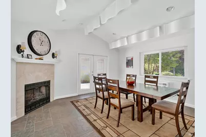 216 Foss Creek Circle #B, Healdsburg, CA 95448 - Photo 23