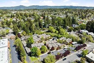 216 Foss Creek Cir, Healdsburg, CA 95448 - Photo 21