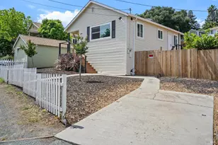 2266 Monterey Ave, Martinez, CA 94553 - Photo 3